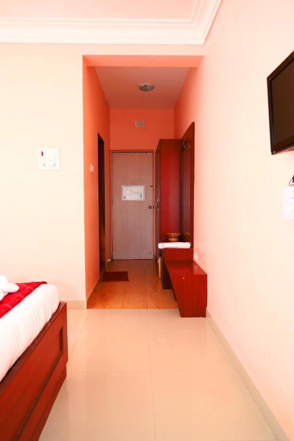 Hotel Manik Moti Lonavala Exterior foto